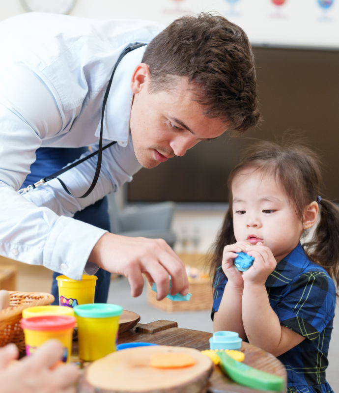 欢迎访问惠灵顿教育集团旗下学校-上海浦东新区民办惠立幼儿园官网，了解幼儿园最新信息。