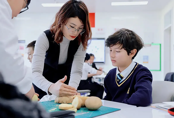 欢迎访问惠灵顿教育集团旗下学校-南通惠立学校官网，了解学校最新信息。