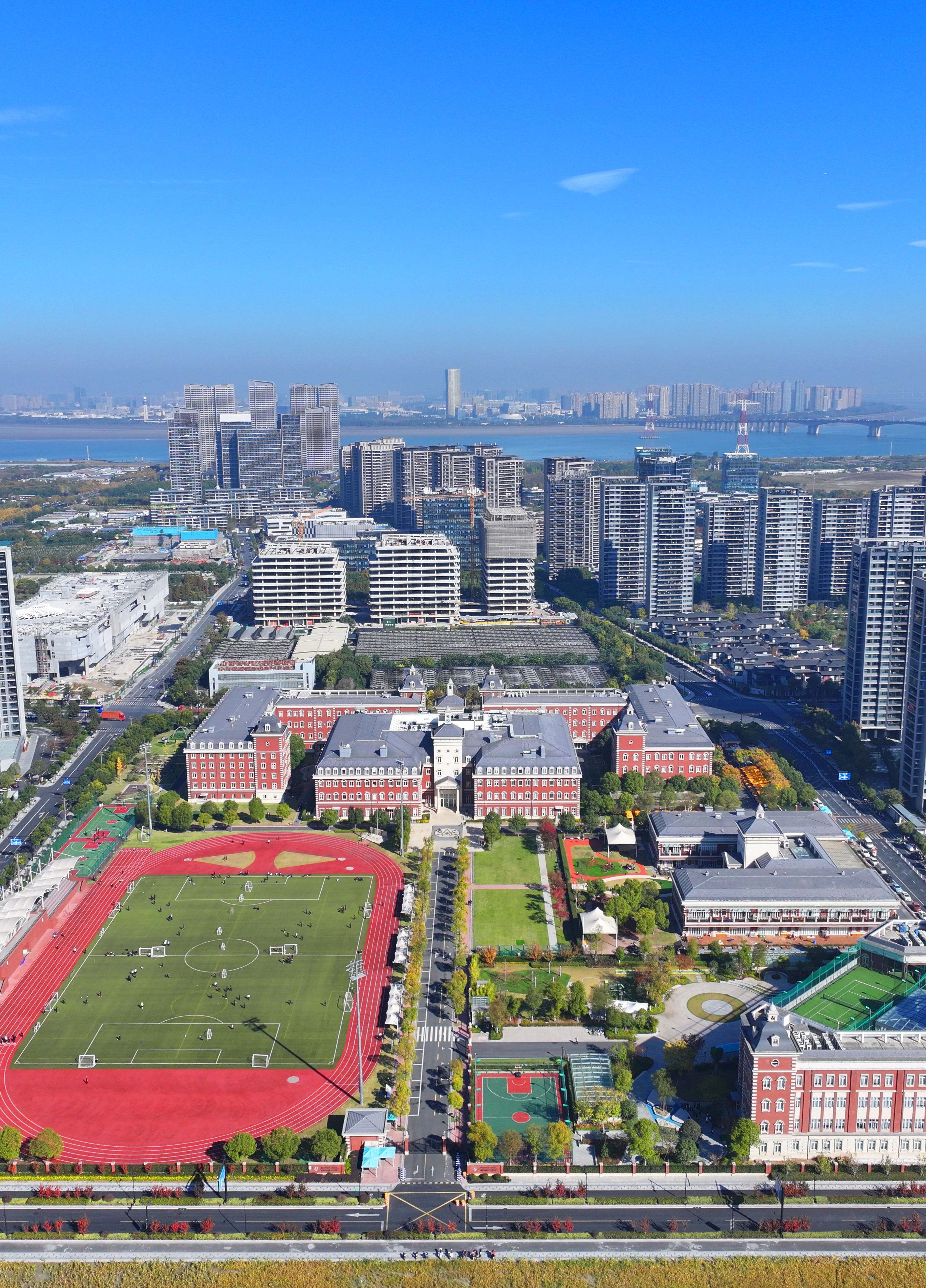 欢迎访问惠灵顿教育集团旗下学校-杭州市萧山区民办惠立学校官网，了解学校最新信息。